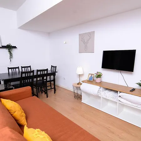 Daire Travel And Live Porto