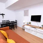 Appartamento Travel And Live Oporto